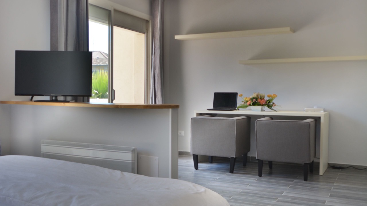 Photo of Bedroom in Golfe Juan