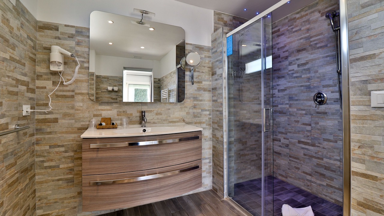 Photo of Bathroom in Golfe Juan