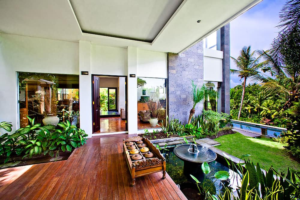 Photo of Outdoor in Bengkel