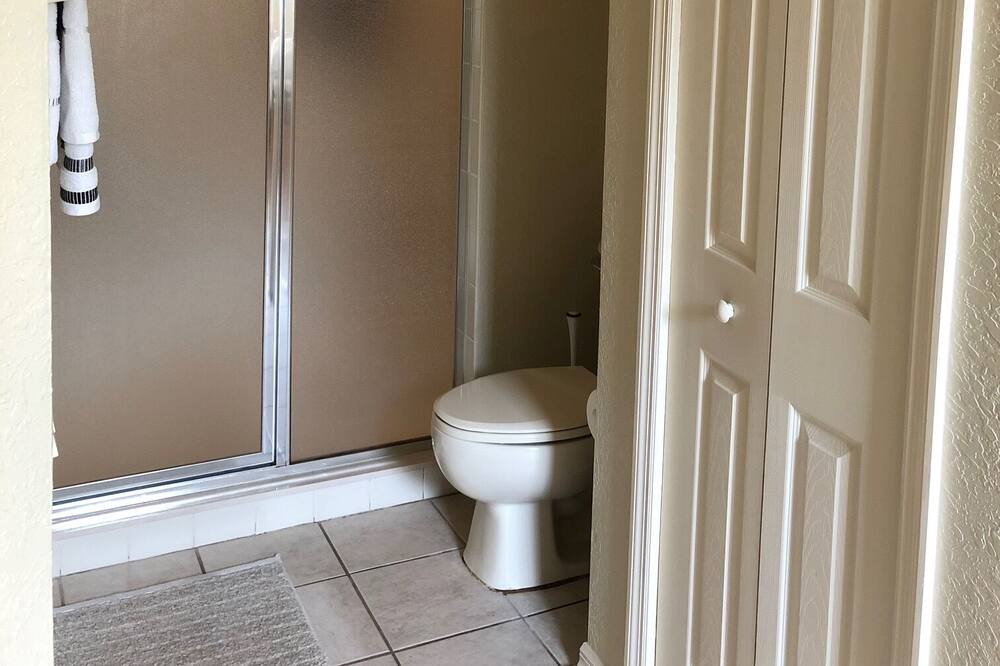 Photo of Bathroom in Highlands Reserve