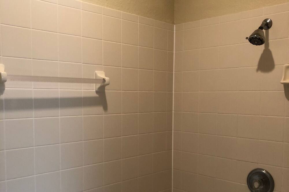 Photo of Bathroom in Highlands Reserve