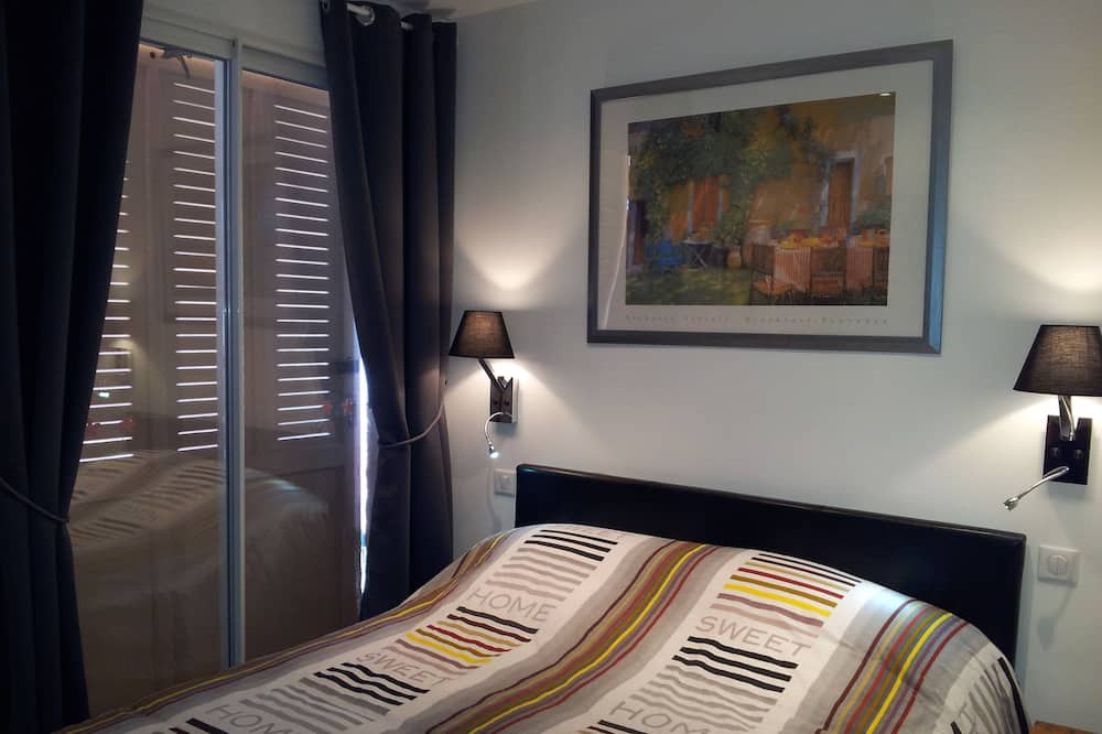 Photo of Bedroom in Saint-Tropez