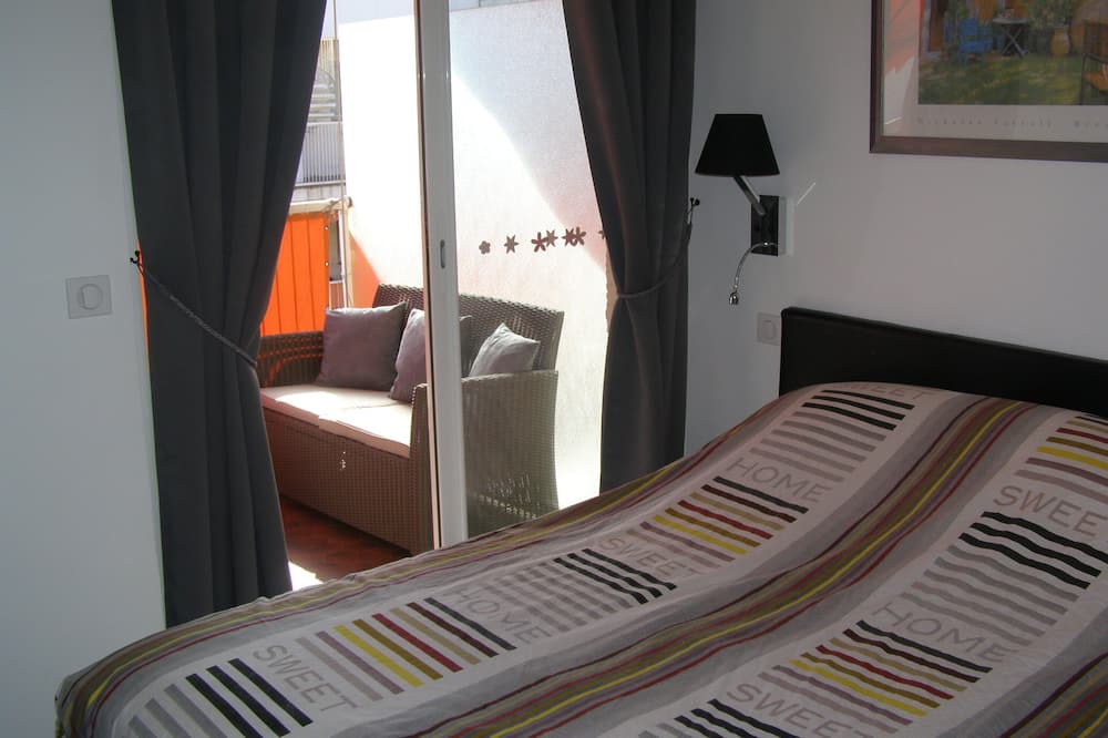 Photo of Bedroom in Saint-Tropez