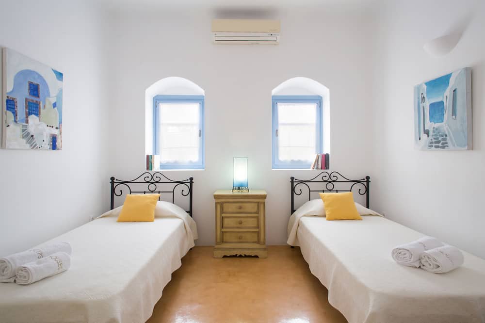 Photo of Bedroom in Agia Paraskevi