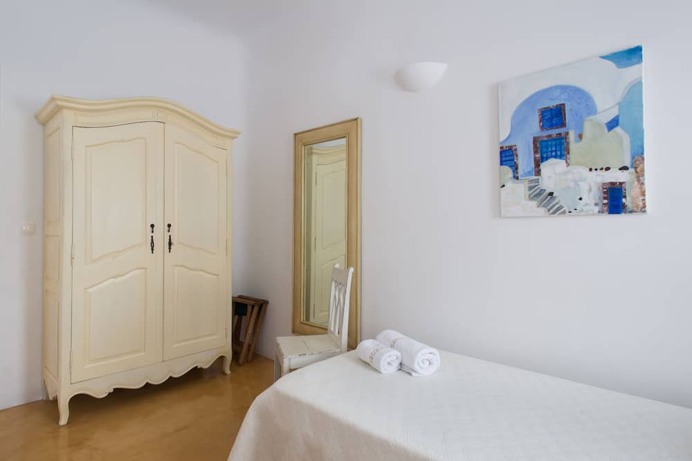 Photo of Bedroom in Agia Paraskevi