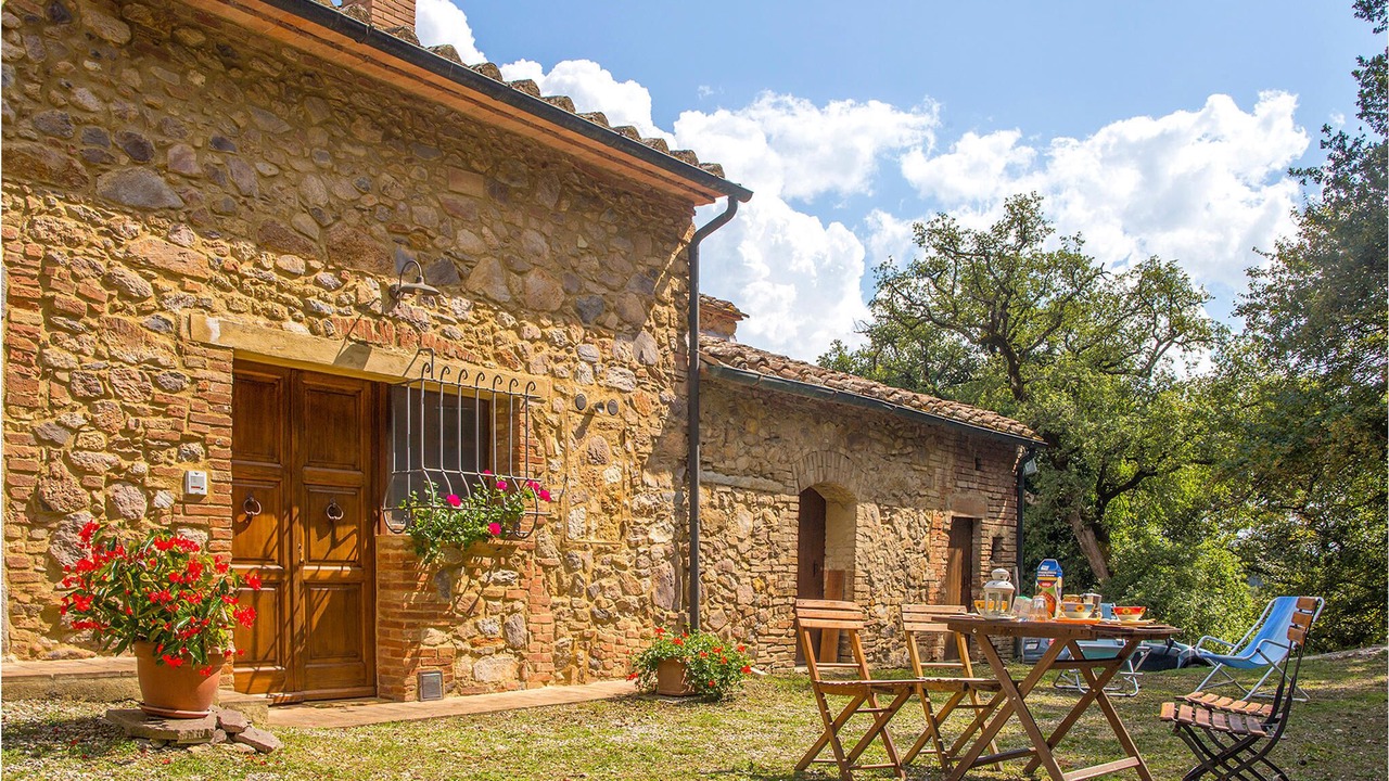 Photo of Buildings in Monticiano