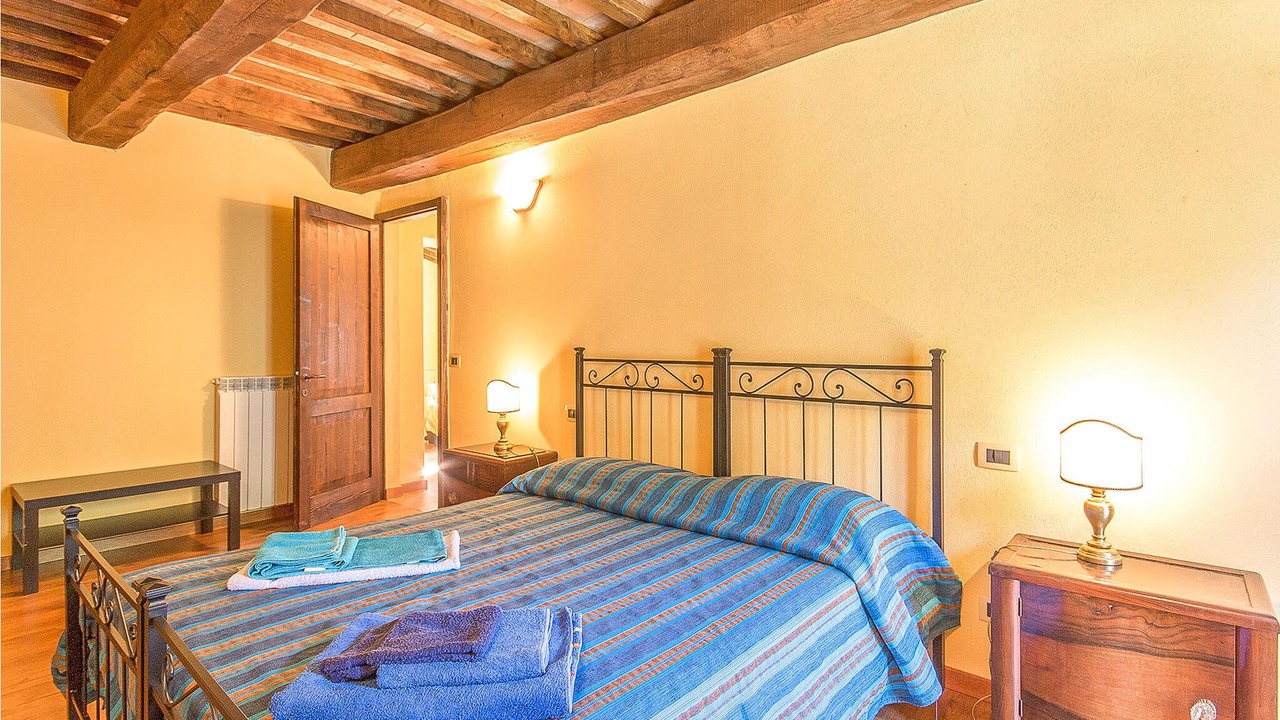 Photo of Bedroom in Monticiano