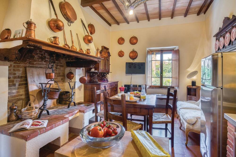 Photo of Bedroom in Monticchiello