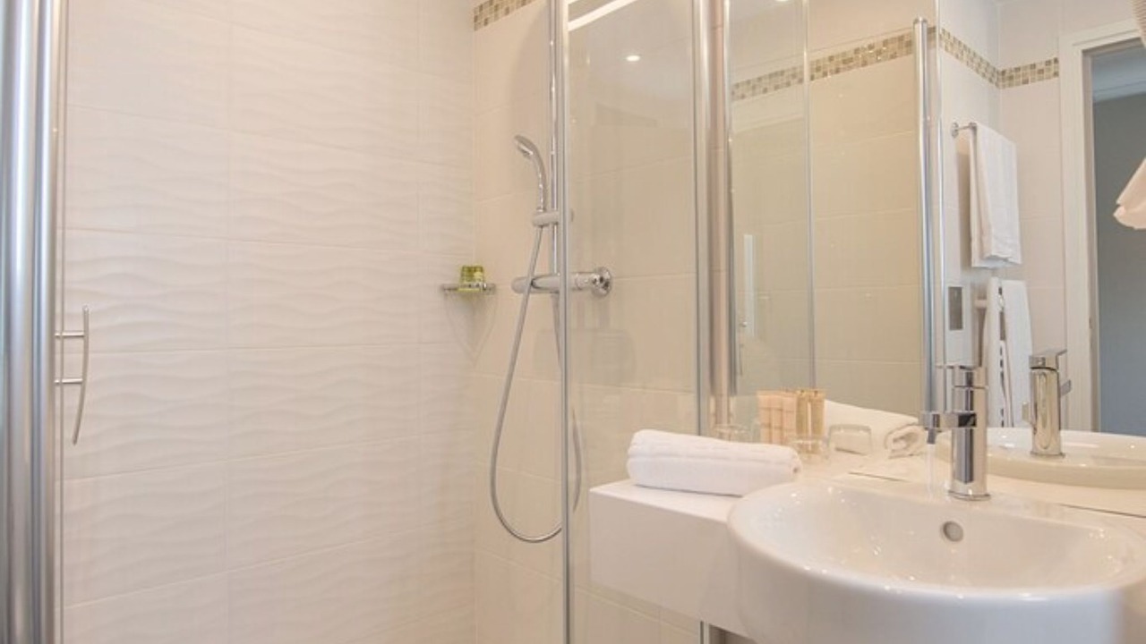 Photo of Bathroom in Carros