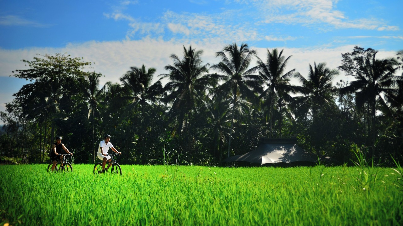 Photo of Outdoor in Sambahan