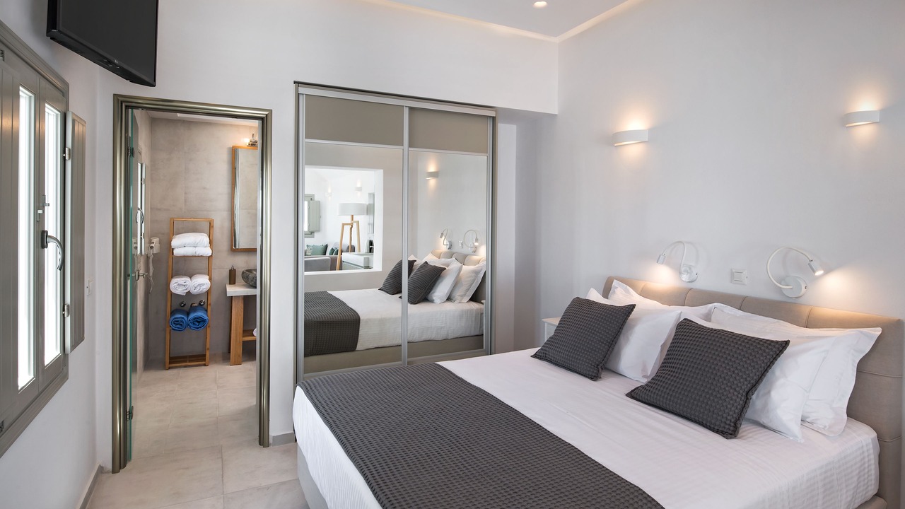 Photo of Bedroom in Fira
