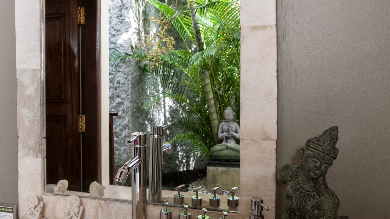 Photo of Bathroom in Kubu