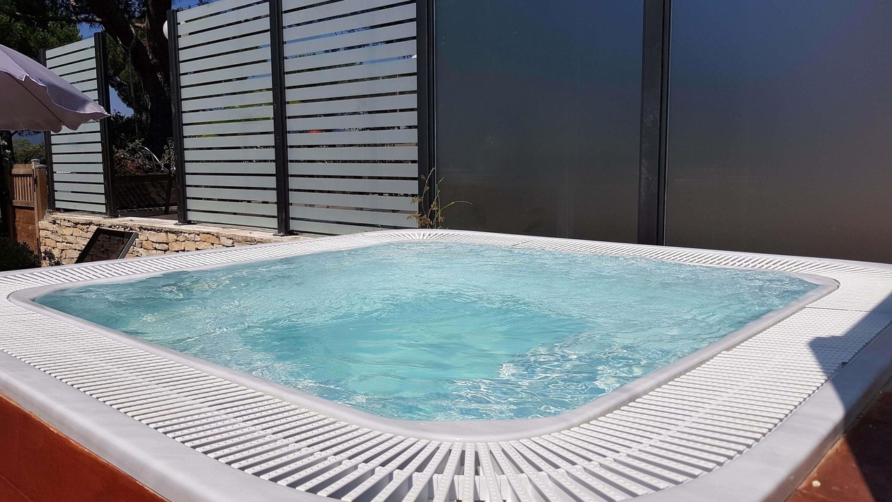 Photo of Outdoor in Frejus