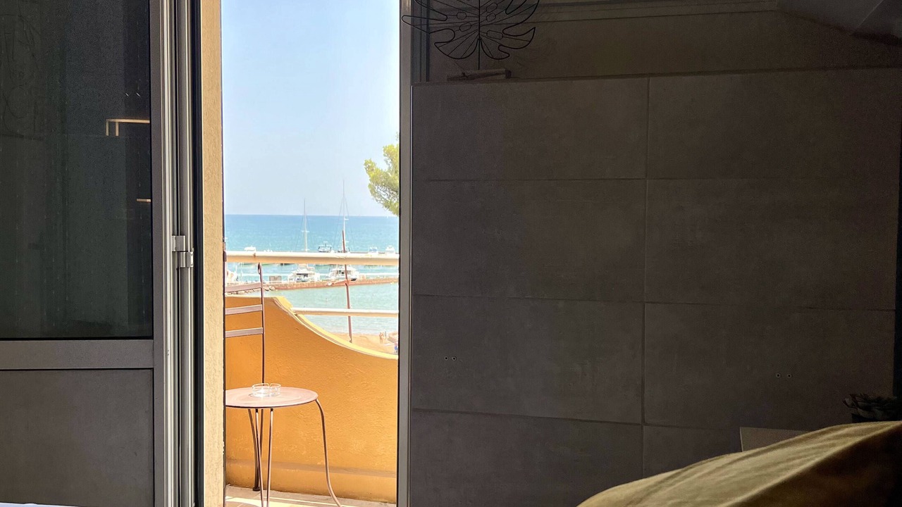 Photo of Patio Balcony in Mandelieu-la-Napoule Beach