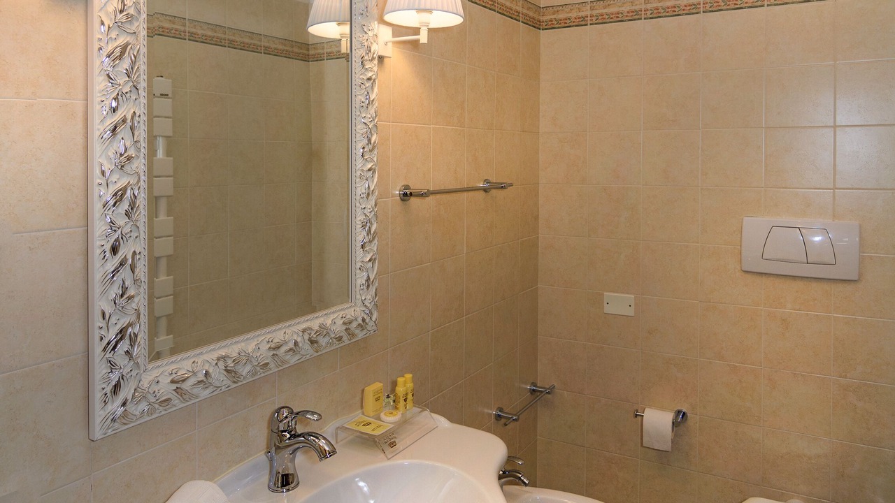 Photo of Bathroom in Pisa City Centre