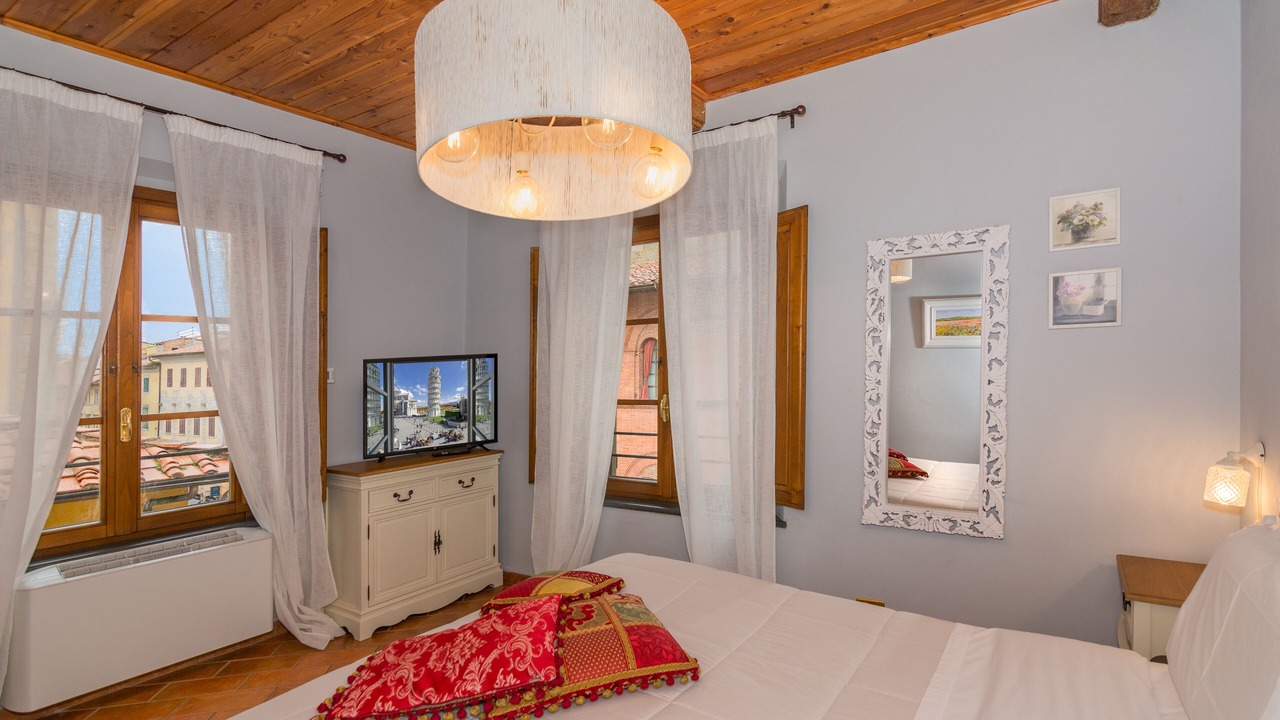 Photo of Bedroom in Pisa City Centre
