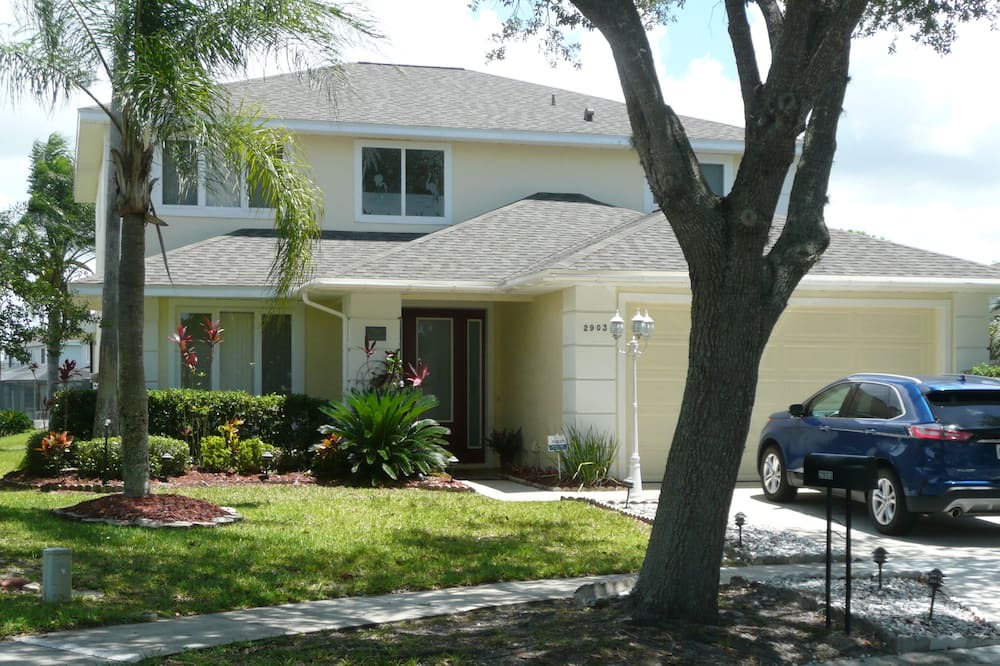 Photo of Outdoor in Sunset Lakes
