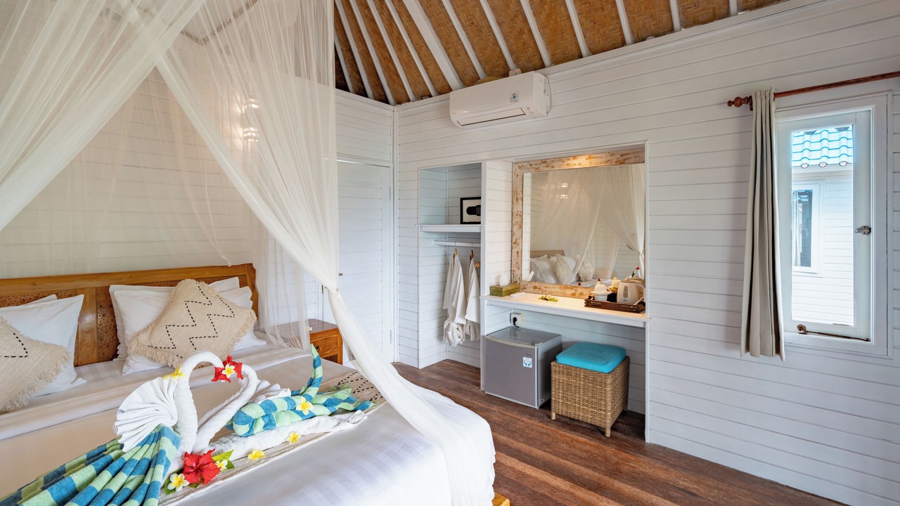 Photo of Bedroom in Mushroom Bay