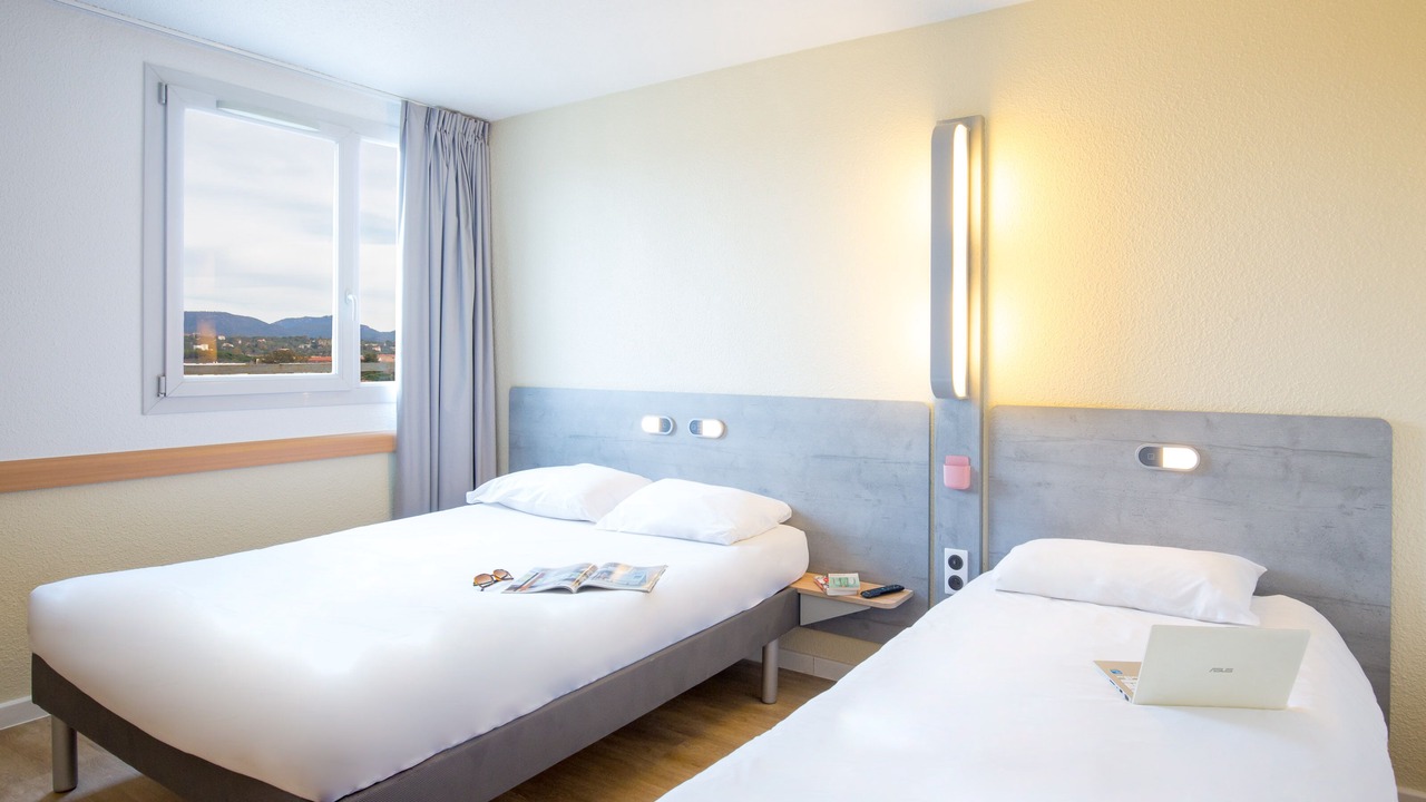 Photo of Bedroom in Saint-Raphael