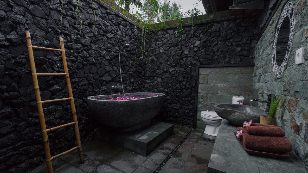 Photo of Bathroom in Sambahan