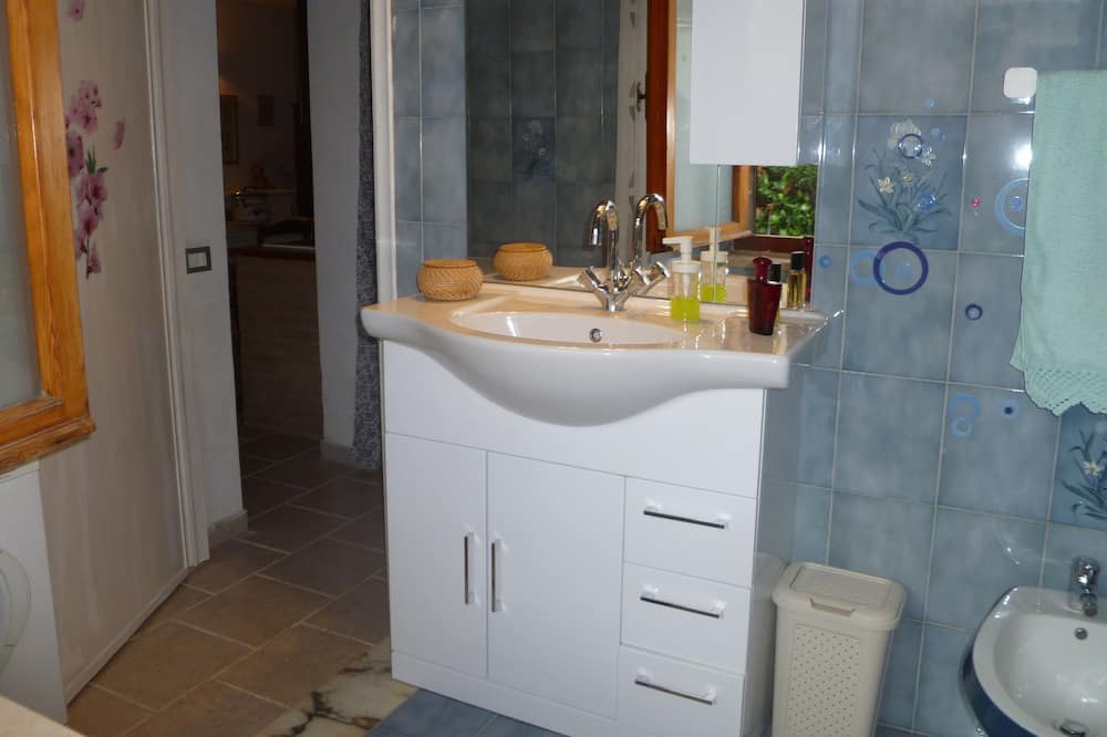 Photo of Bathroom in Saline di Volterra