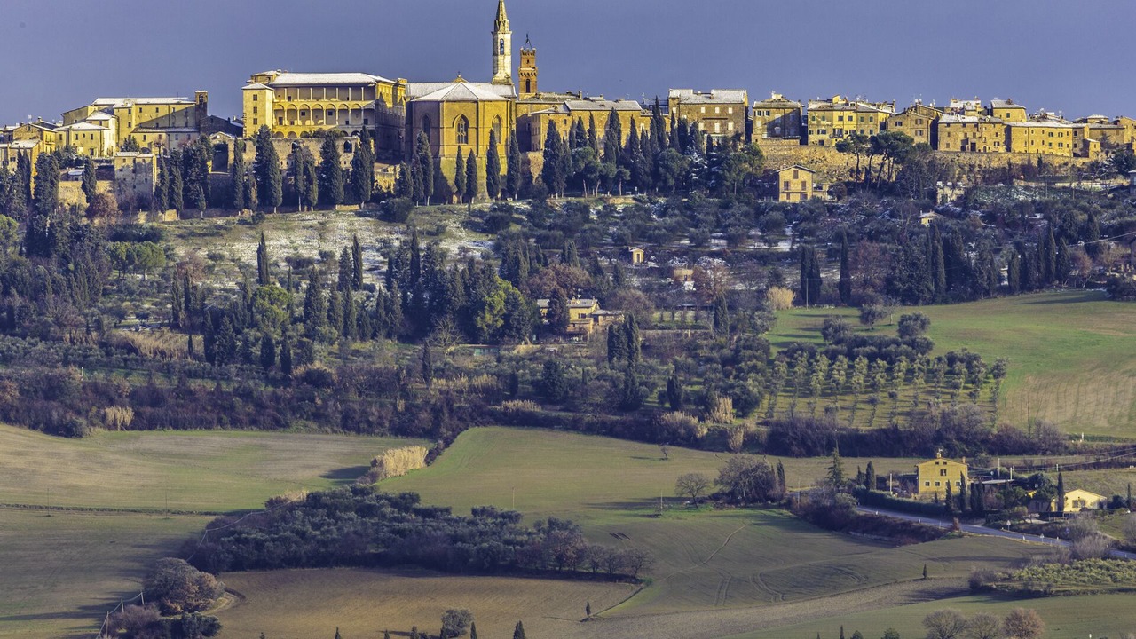 Photo of Others in Pienza