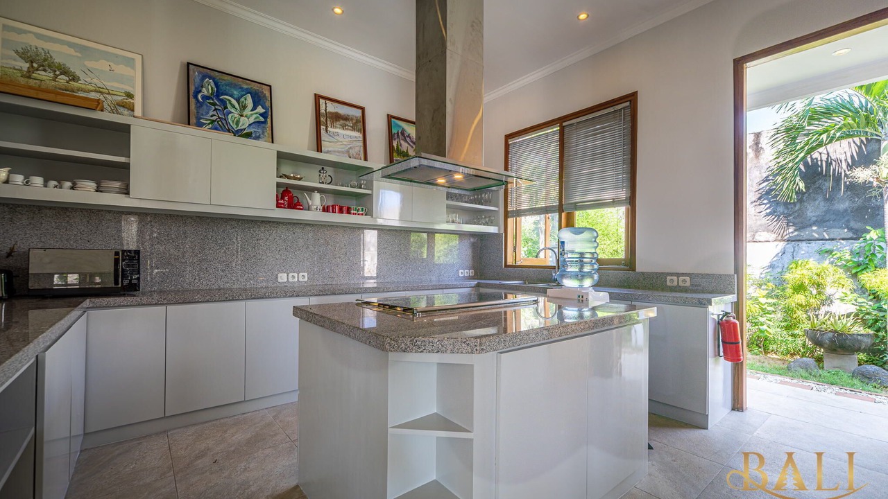 Photo of Kitchen in Umeanyar