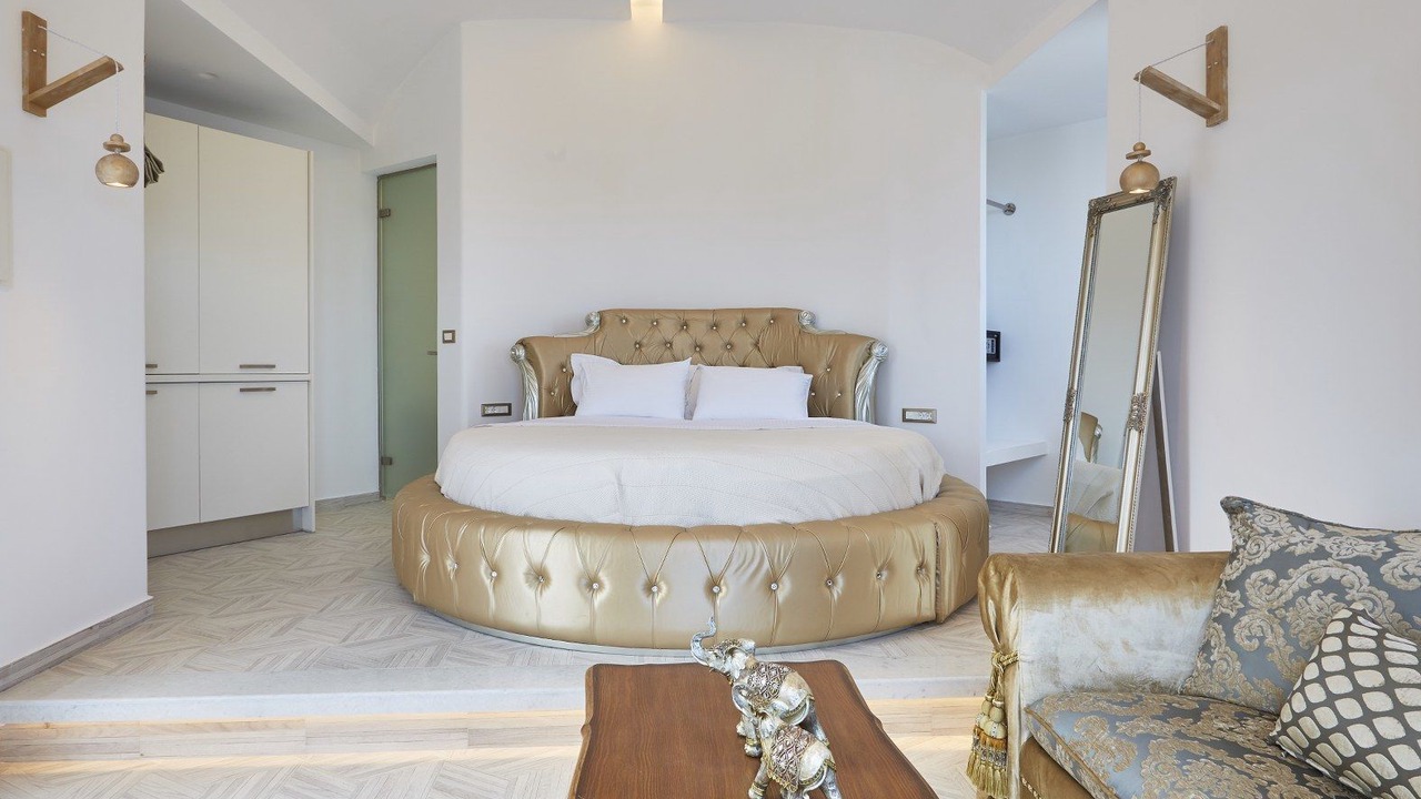 Photo of Bedroom in Messaria