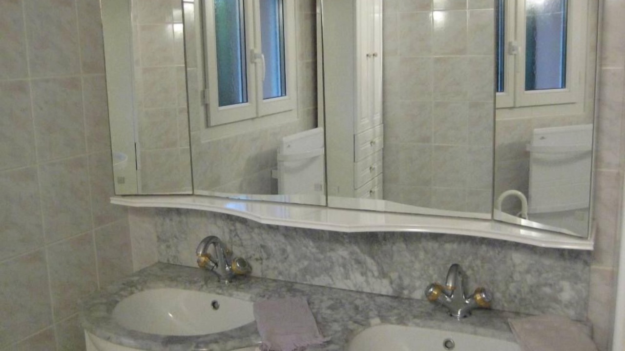 Photo of Bathroom in Berre-des-Alpes
