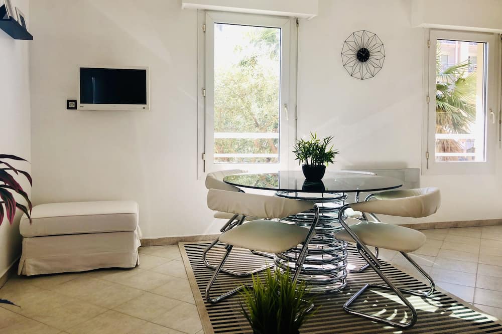 Photo of Livingroom in Frejus Port