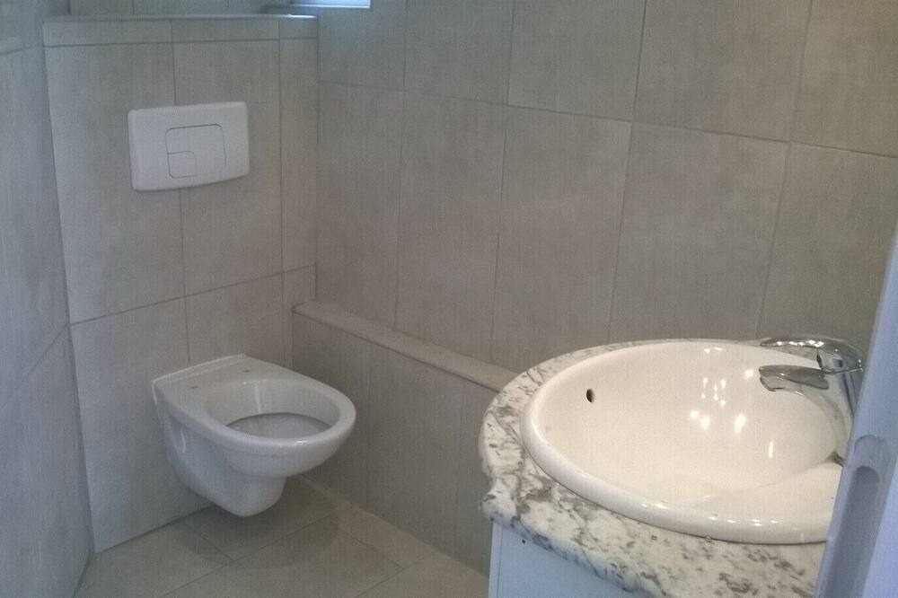 Photo of Bathroom in Saint-Andre-de-la-Roche