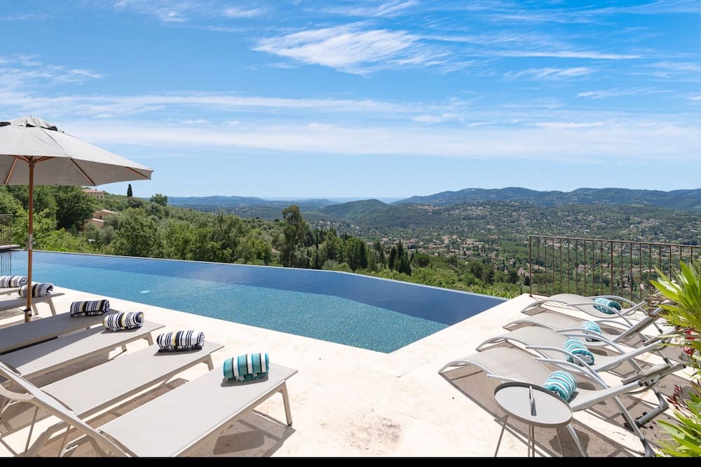 Photo of Outdoor in Speracedes