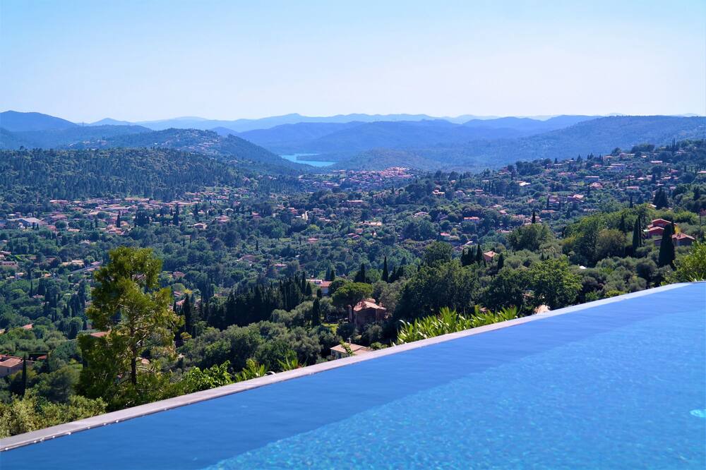 Photo of Outdoor in Speracedes