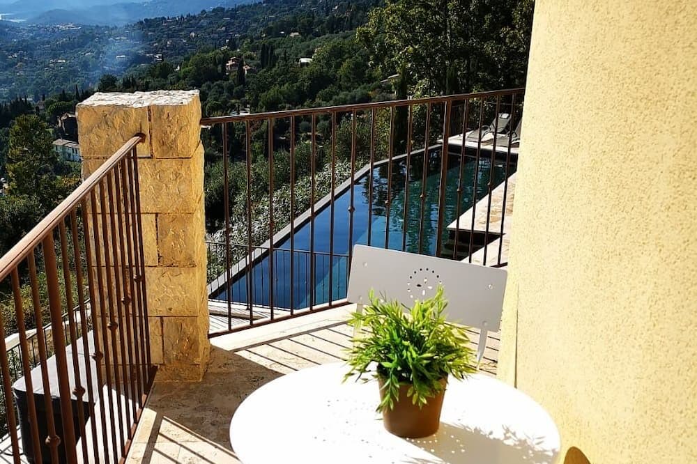 Photo of Patio Balcony in Speracedes