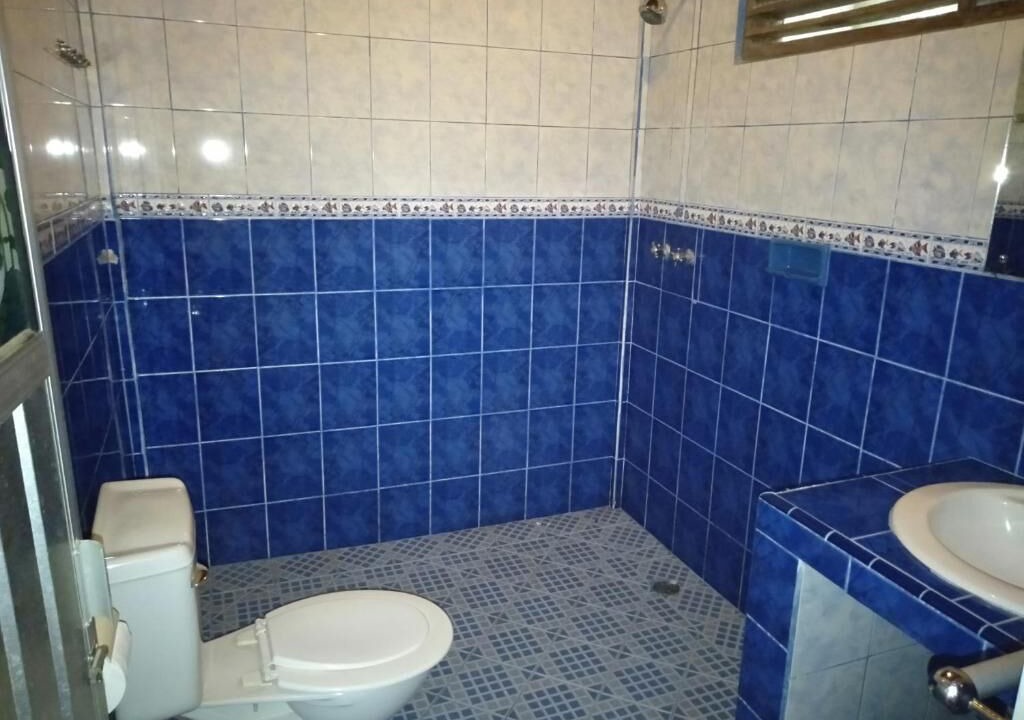 Photo of Bathroom in Tuk Tuk