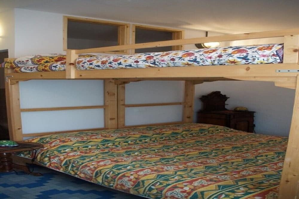 Photo of Bedroom in Fosdinovo