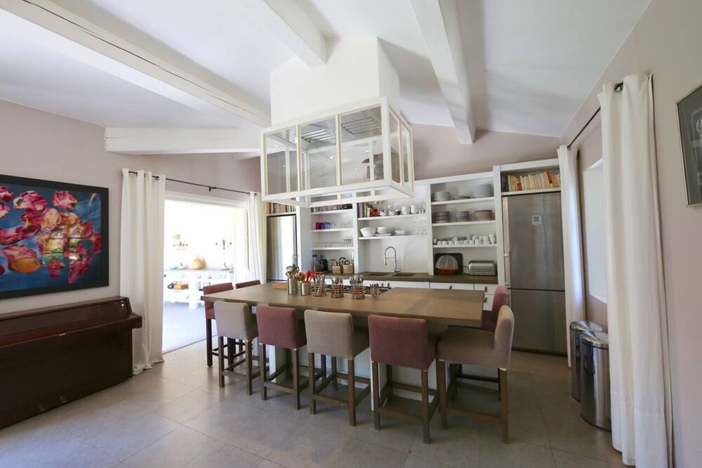 Photo of Kitchen in Saint-Tropez City Centre
