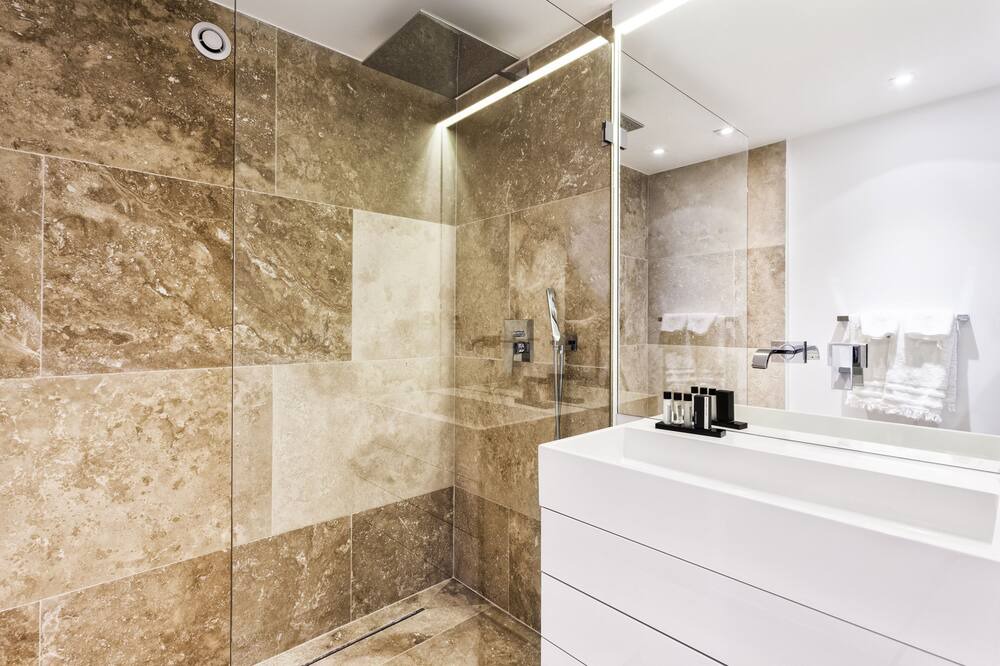 Photo of Bathroom in La Croix-Valmer