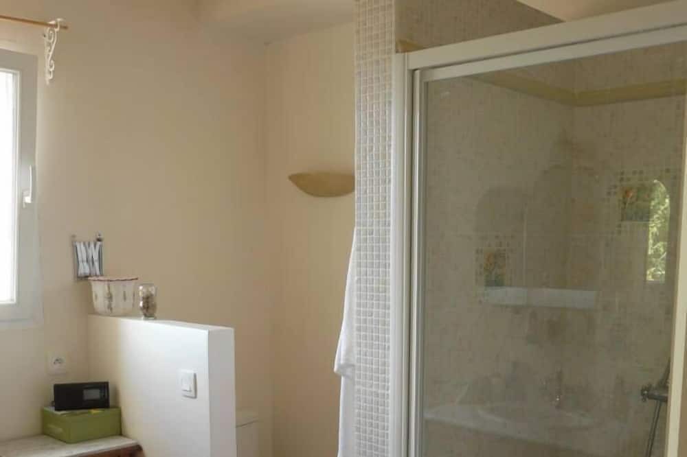 Photo of Bathroom in Colomars