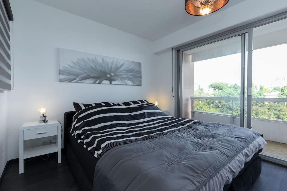 Photo of Bedroom in Cimiez