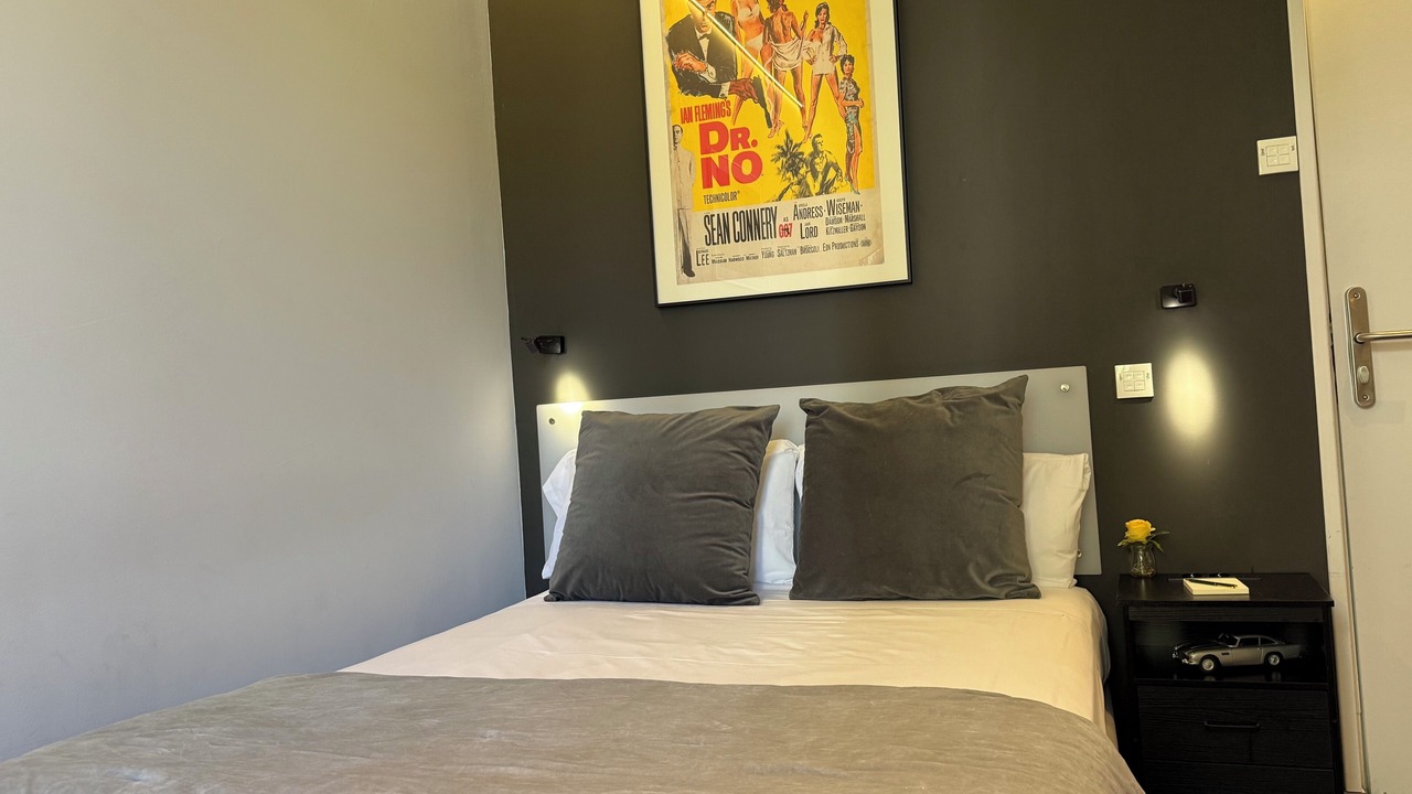 Photo of Bedroom in Riou - Petit Juas - Av de Grasse