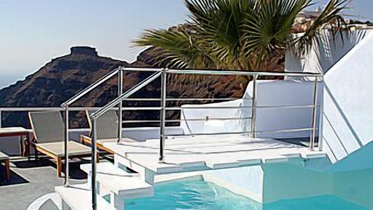 Photo of Outdoor in Fira