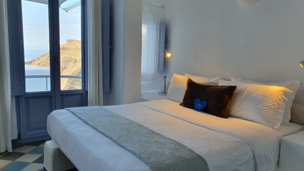 Photo of Bedroom in Fira