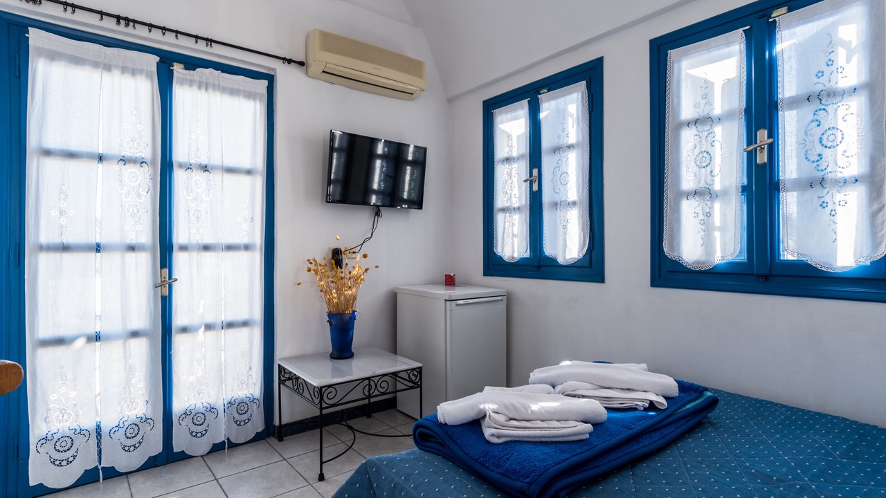 Photo of Bedroom in Perissa