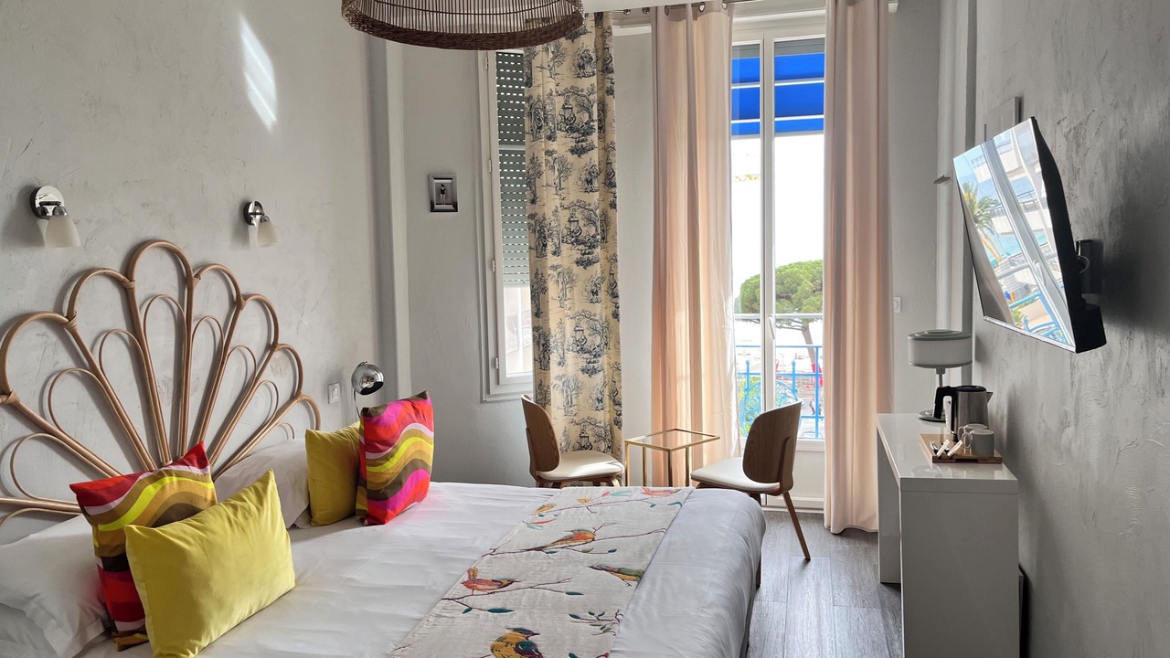 Photo of Bedroom in Juan-les-Pins