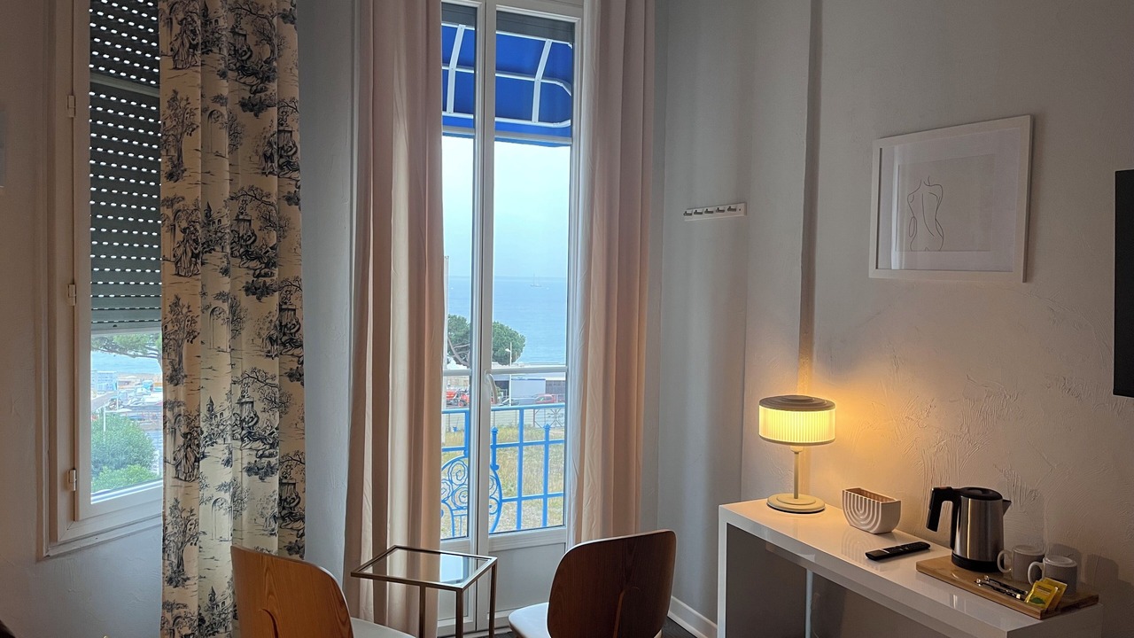 Photo of Bedroom in Juan-les-Pins