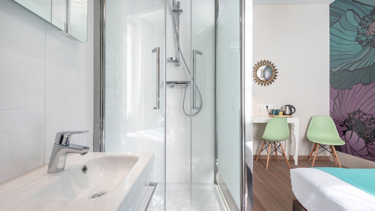 Photo of Bathroom in Juan-les-Pins