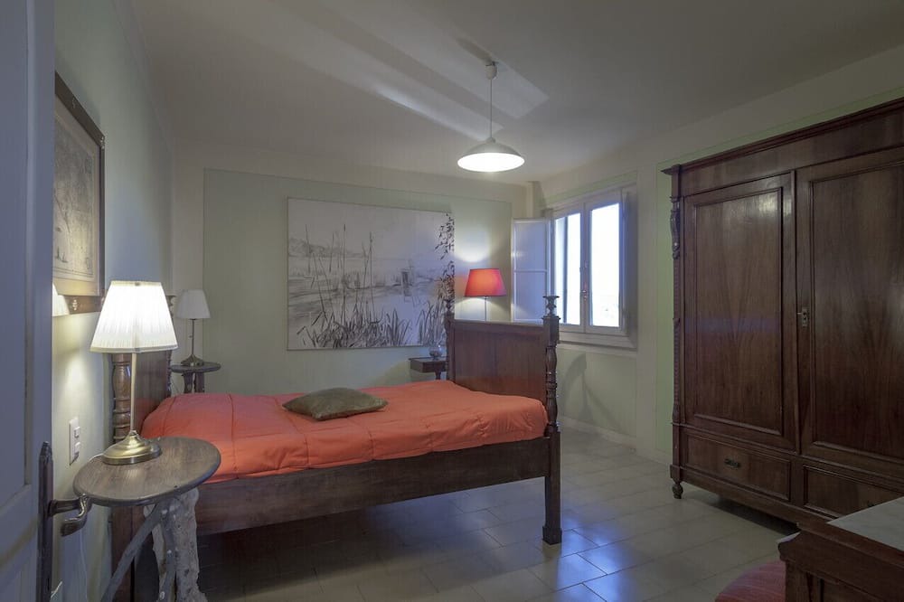Photo of Bedroom in Camaiore