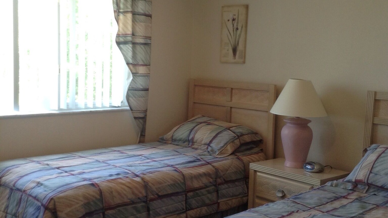Photo of Bedroom in Sunset Lakes