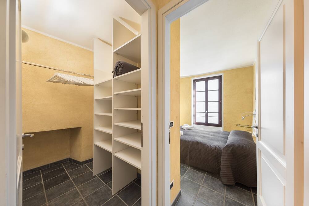 Photo of Bedroom in Brienno